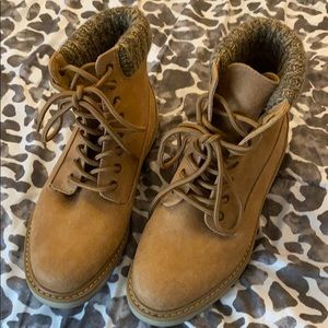 Woman’s ankle boots